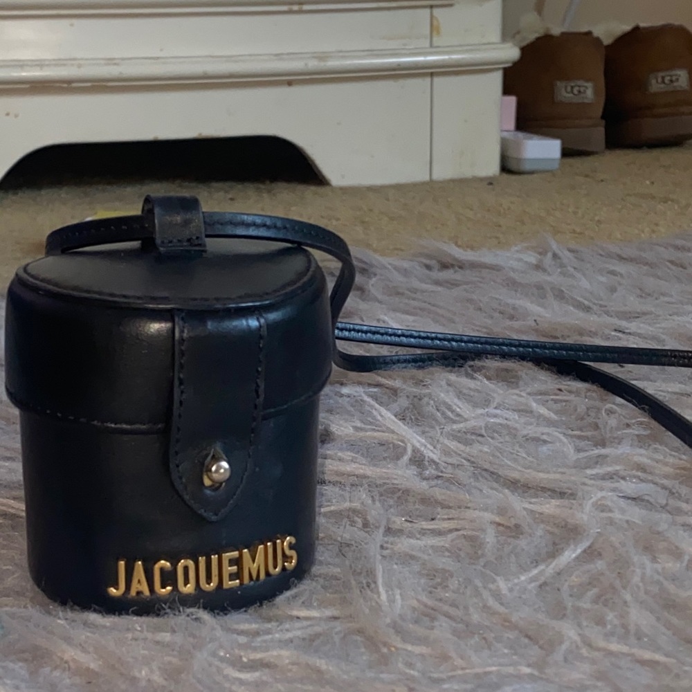 JACQUEMUS EL CHITO CROSSBODY